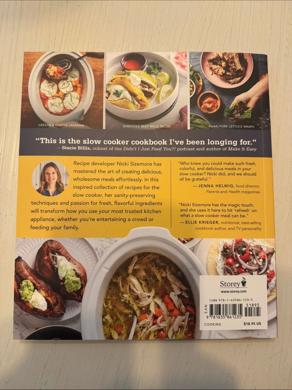 Fresh Flavors for the Slow Cooker-77 mouthwatering recipes-in like new condition